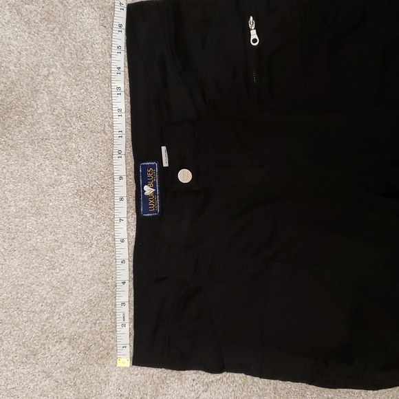 Cute Black Side Tie Capris Juniors size 13 - Picture 7 of 10